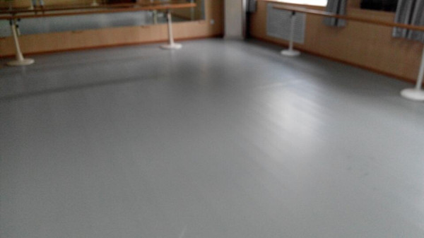 草橋小學(xué)舞蹈室2.jpg 草橋小學(xué)舞蹈室2.jpg