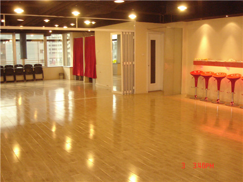 保定運(yùn)動(dòng)地板材料水曲柳價(jià)格分為幾類(lèi)