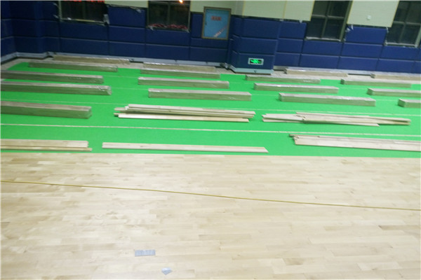 運(yùn)動(dòng)木地板 運(yùn)動(dòng)木地板