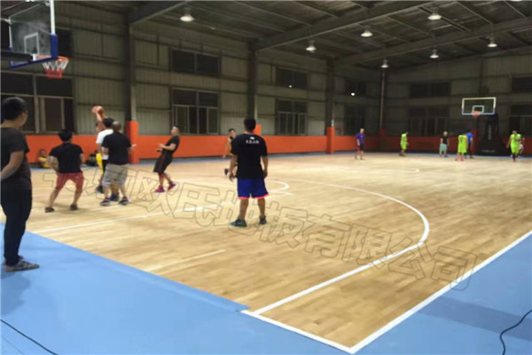 實(shí)木運(yùn)動地板,運(yùn)動木地板 實(shí)木運(yùn)動地板,運(yùn)動木地板