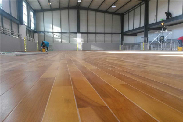 運(yùn)動(dòng)木地板,楓木運(yùn)動(dòng)地板,實(shí)木運(yùn)動(dòng)地板 運(yùn)動(dòng)木地板,楓木運(yùn)動(dòng)地板,實(shí)木運(yùn)動(dòng)地板