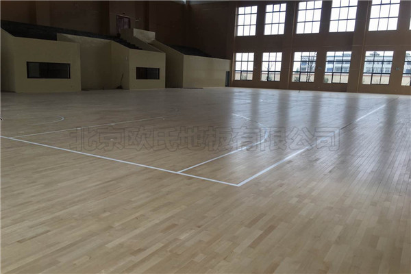 運(yùn)動木地板 運(yùn)動木地板