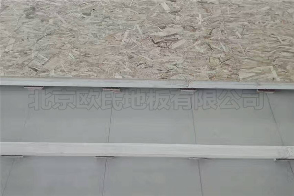 運(yùn)動(dòng)木地板 運(yùn)動(dòng)木地板