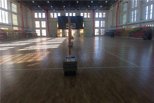 運(yùn)動木地板